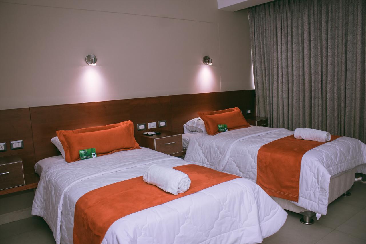 Sunec Hotel تشيكلايو المظهر الخارجي الصورة