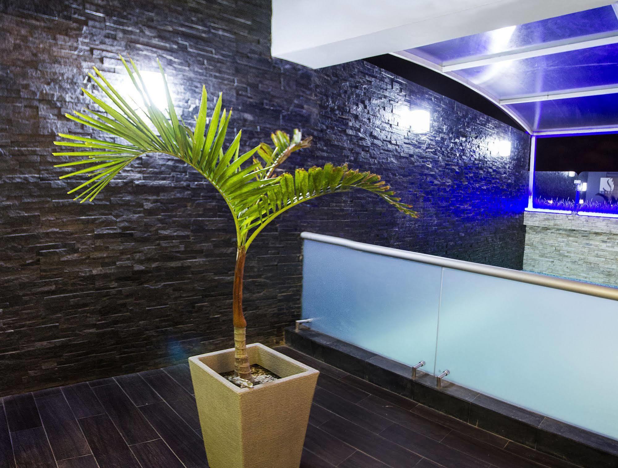 Sunec Hotel تشيكلايو المظهر الخارجي الصورة